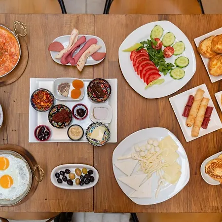 Ahsen Suites דירה